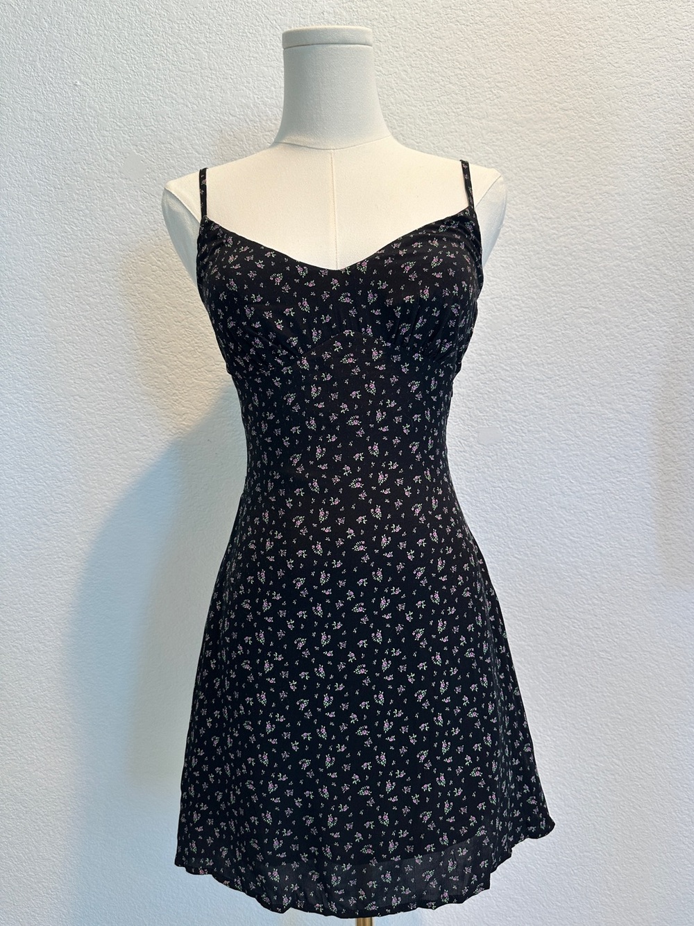 Princess Polly Black Floral Mini Dress – Size XS